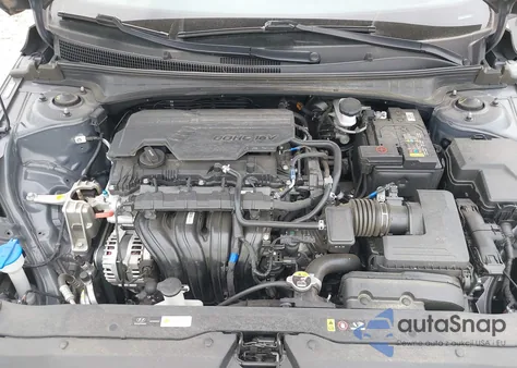 2024 Hyundai Elantra Sel z USA, uszkodzony, nr VIN KMHLM4DG4RU691423